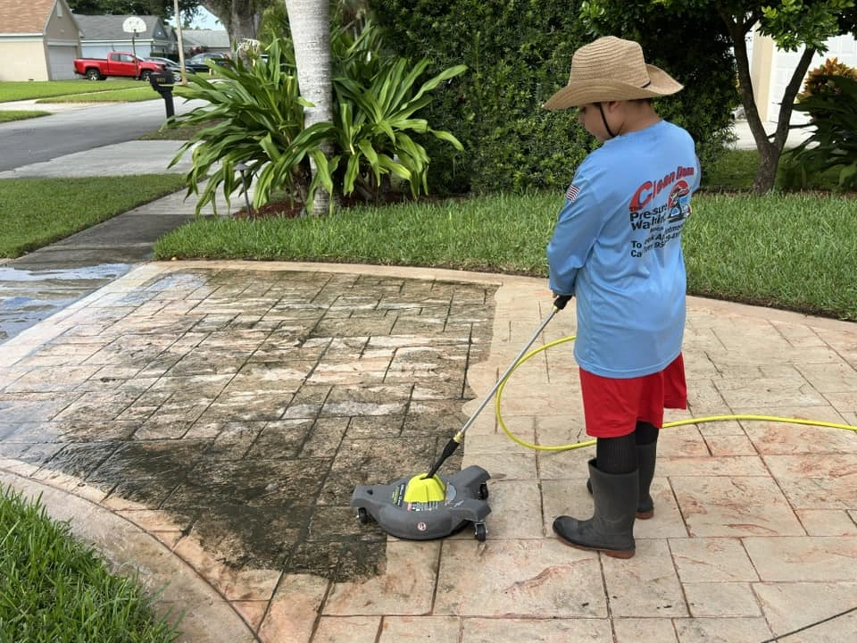 pressure washing driveways in pembroke pines